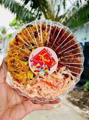 Khô Mix 3 Vị (Khô Gà lá chanh, Khô Heo, Mực sợi hấp dừa) Hộp Kiểu